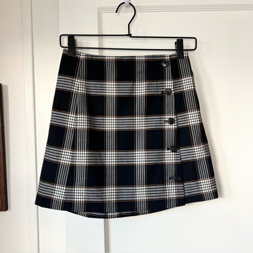 Aritzia Sunday Best Yuri Black Plaid Button Mini Skirt